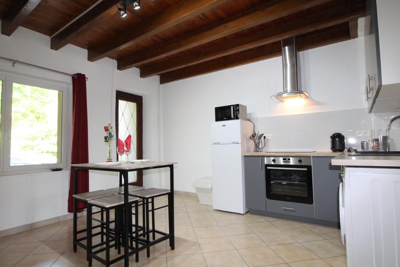 Gites A La Ferme De Bacon Saint-Sylvestre  Εξωτερικό φωτογραφία